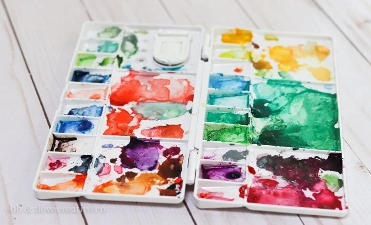 portable watercolor palette