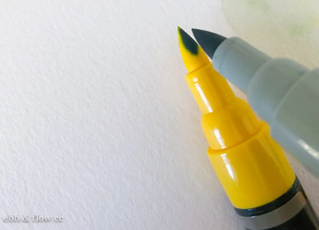 Wondering how to use watercolor markers? Get simple tips and learn easy  techniques to get the most out o…