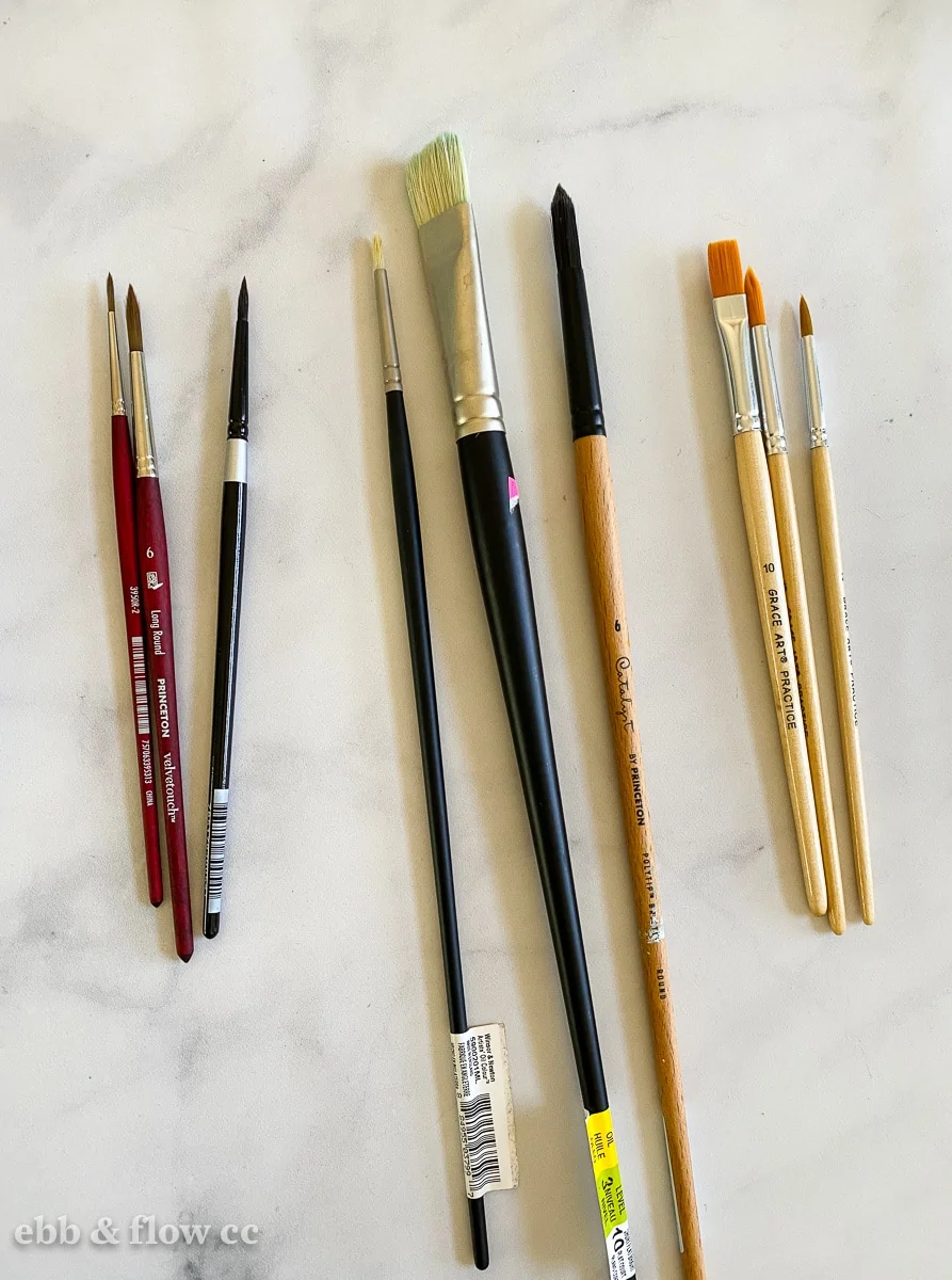 paintbrushes in different sizes and shapes