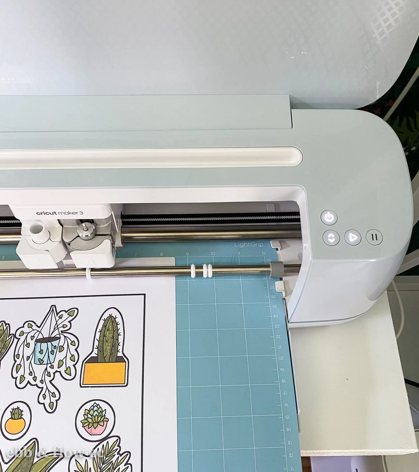 cricut cutting stickers